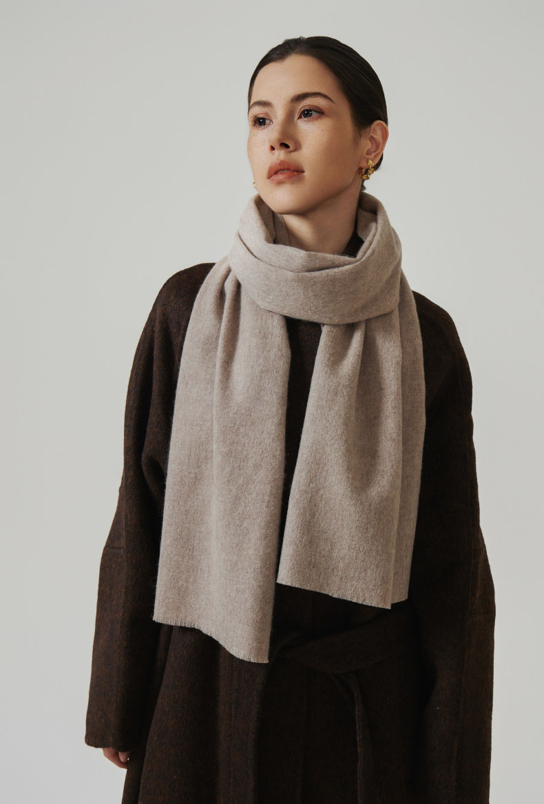 100% Wool Short Tassel Scarves for Women, Luxury Solid-Color Neck Wrap, Minimalist Warm Winter Shawls (SC502)